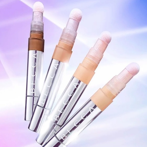 BECCA Light Shifter Brightening Concealer - Picture 12 of 16